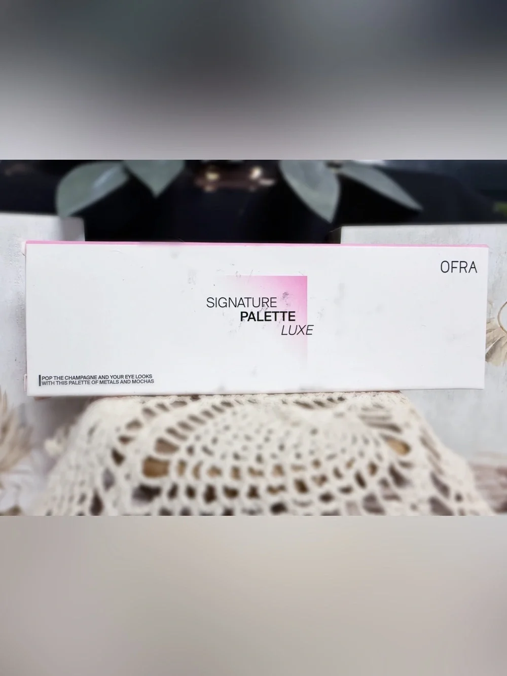 *NIB- OFRA Cosmetics Signature Palette Luxe